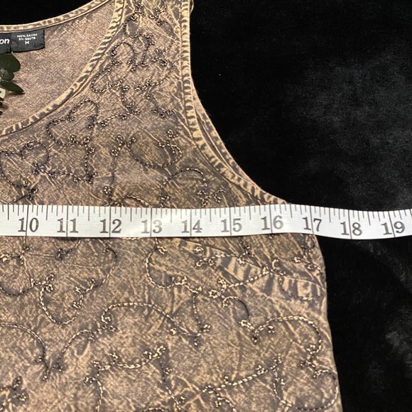 NDK FASHION Embroidered Sleeveless Top Brown Sz Medium - Picture 4 of 6